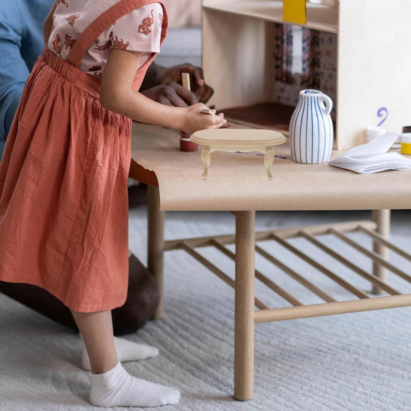 Mini European Style End Table Retro Small Wooden Tea Table Simulation Furniture Prop for Mini House Decoration Photography
Mini European Style End Table Retro Small Wooden Tea Table Simulation Furniture Prop for Mini House Decoration Photography