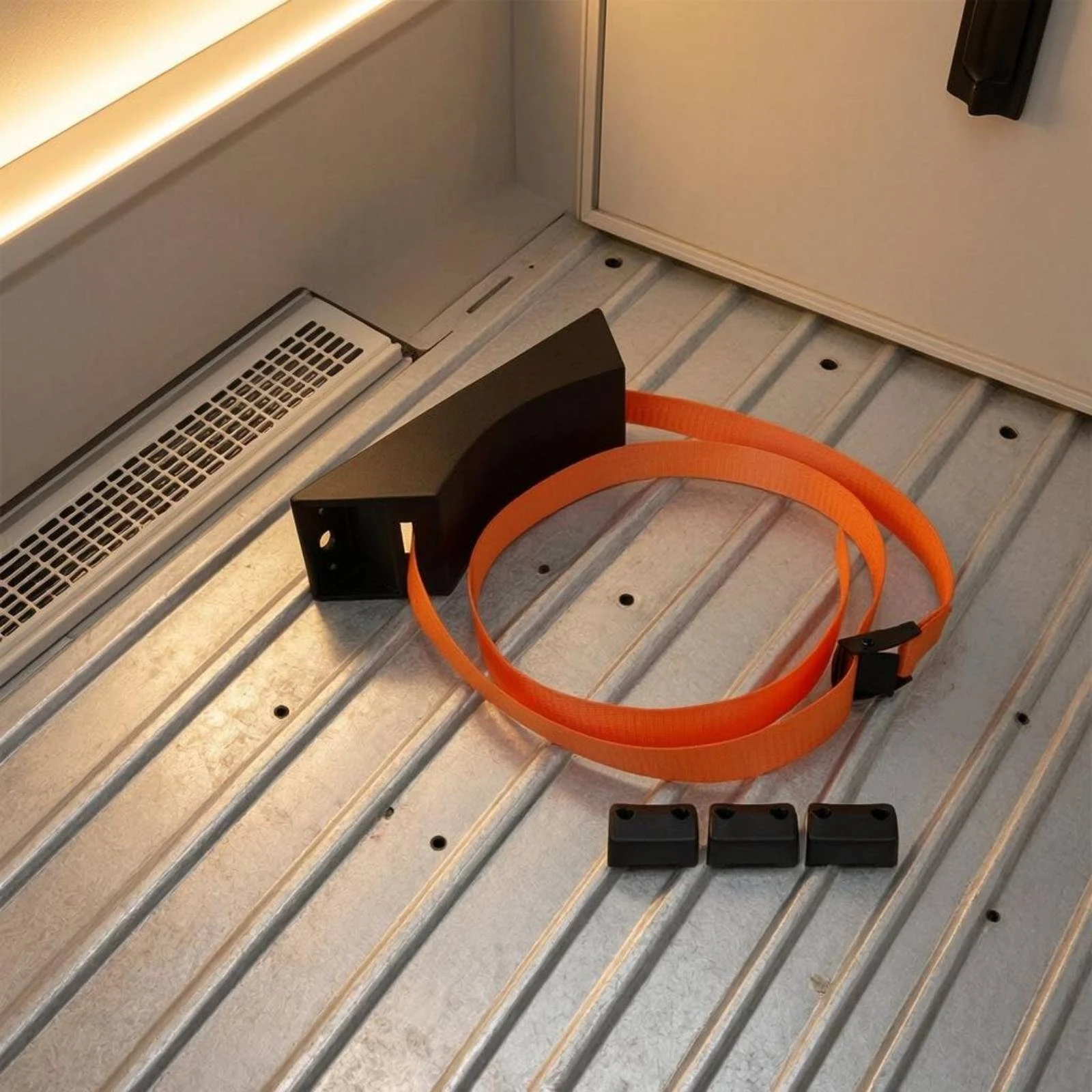 Gas Cylinder Mounting Bracket Waterproof RV Gas Cylinder Rack Travel Trailer Gas Bottle Holder Stable and Firm for Campers
Gas Cylinder Mounting Bracket Waterproof RV Gas Cylinder Rack Travel Trailer Gas Bottle Holder Stable and Firm for Campers