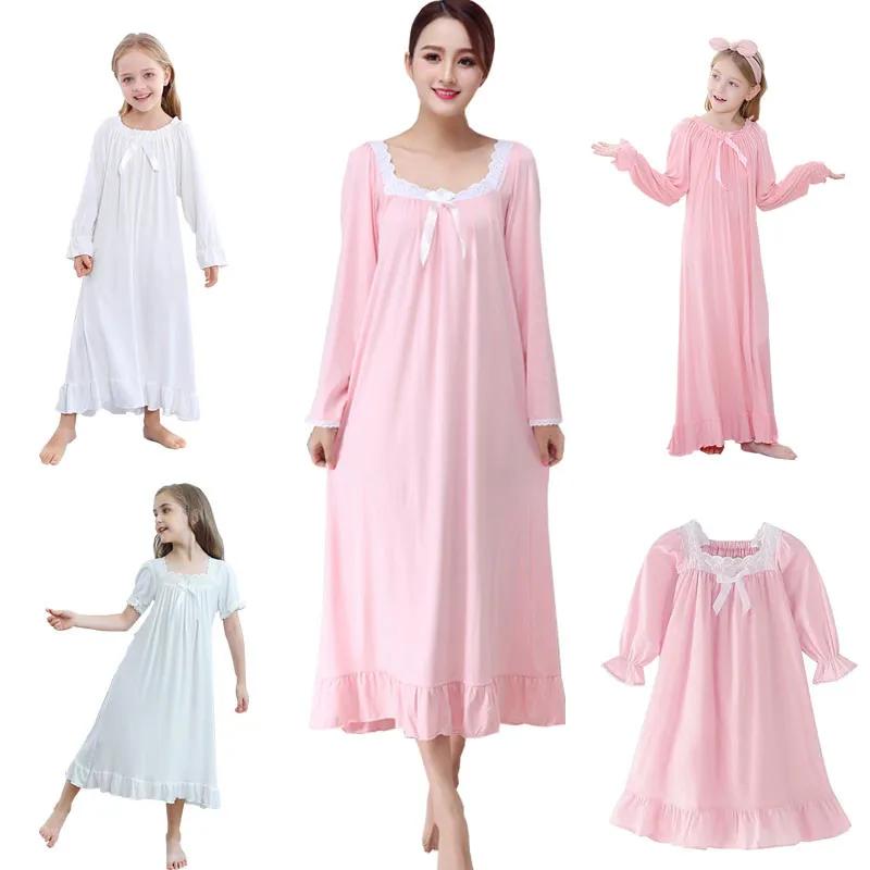Parent-child girl children clothing spring/autumn long-sleeved cotton girls princess night dress pajamas mother home clothes
Parent-child girl children clothing spring/autumn long-sleeved cotton girls princess night dress pajamas mother home clothes