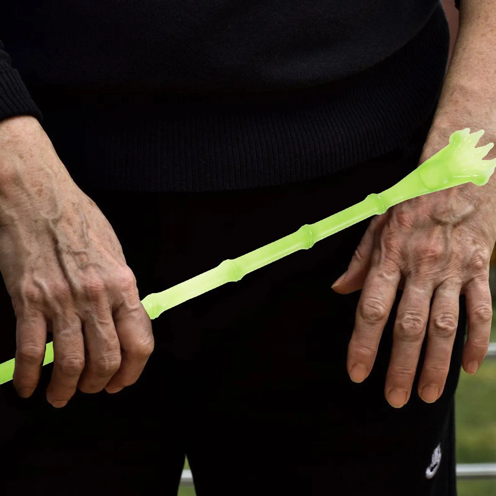 Массажер для спины с восемью роликами и эргономичной ручкой: гладкое разглаживание и снятие напряжения, аксессуар для снятия стресса и дискомфорта в спине
Массажер для спины с восемью роликами и эргономичной ручкой: гладкое разглаживание и снятие напряжения, аксессуар для снятия стресса и дискомфорта в спине