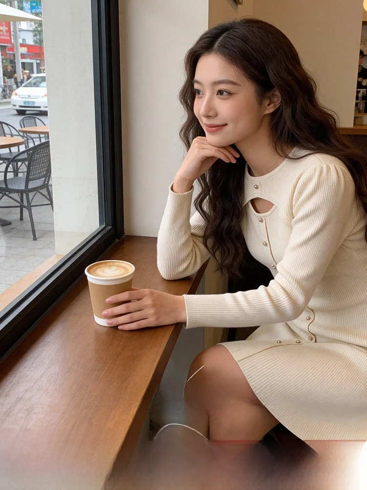 Новая зимняя женская вязаная платье-миди больших размеров с V-образным вырезом, длинными рукавами, А-силуэтом и объемной вышивкой
Новая зимняя женская вязаная платье-миди больших размеров с V-образным вырезом, длинными рукавами, А-силуэтом и объемной вышивкой