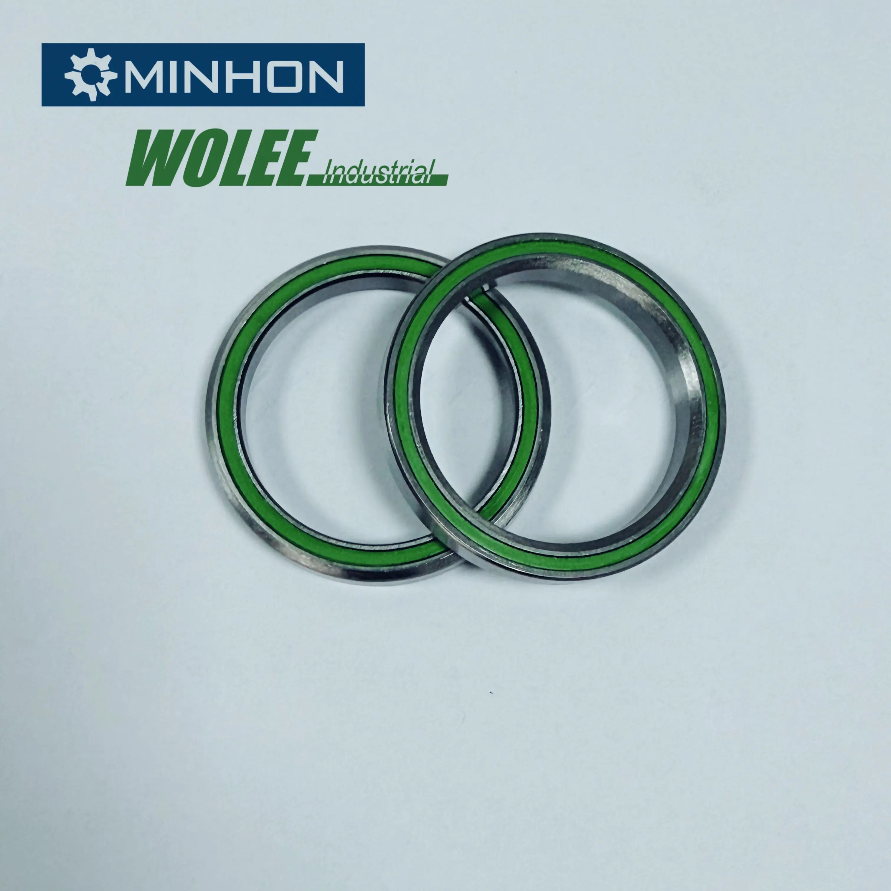 MR137 Bicycle headset bearing 37x46.9x7-45/45
MR137 Bicycle headset bearing 37x46.9x7-45/45