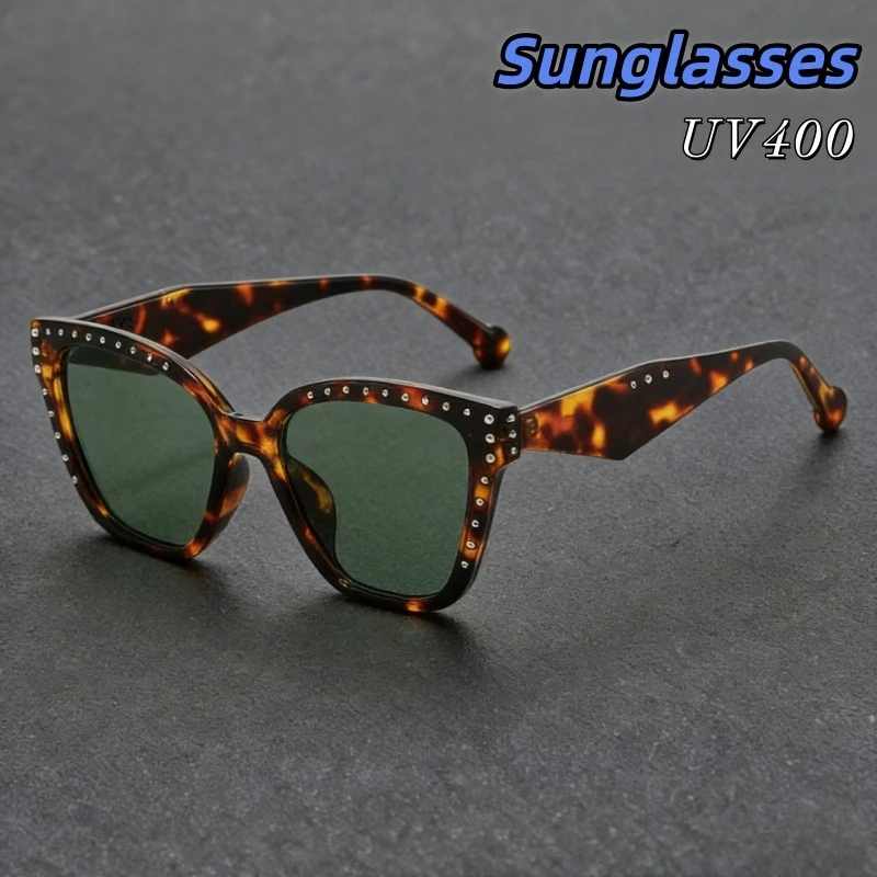 Vintage Fashion INS Style Diamond-studded Sunglasses Woman Luxury Large Frames Trendy and Unique Cat-eye UV Resistant Glasses
Vintage Fashion INS Style Diamond-studded Sunglasses Woman Luxury Large Frames Trendy and Unique Cat-eye UV Resistant Glasses