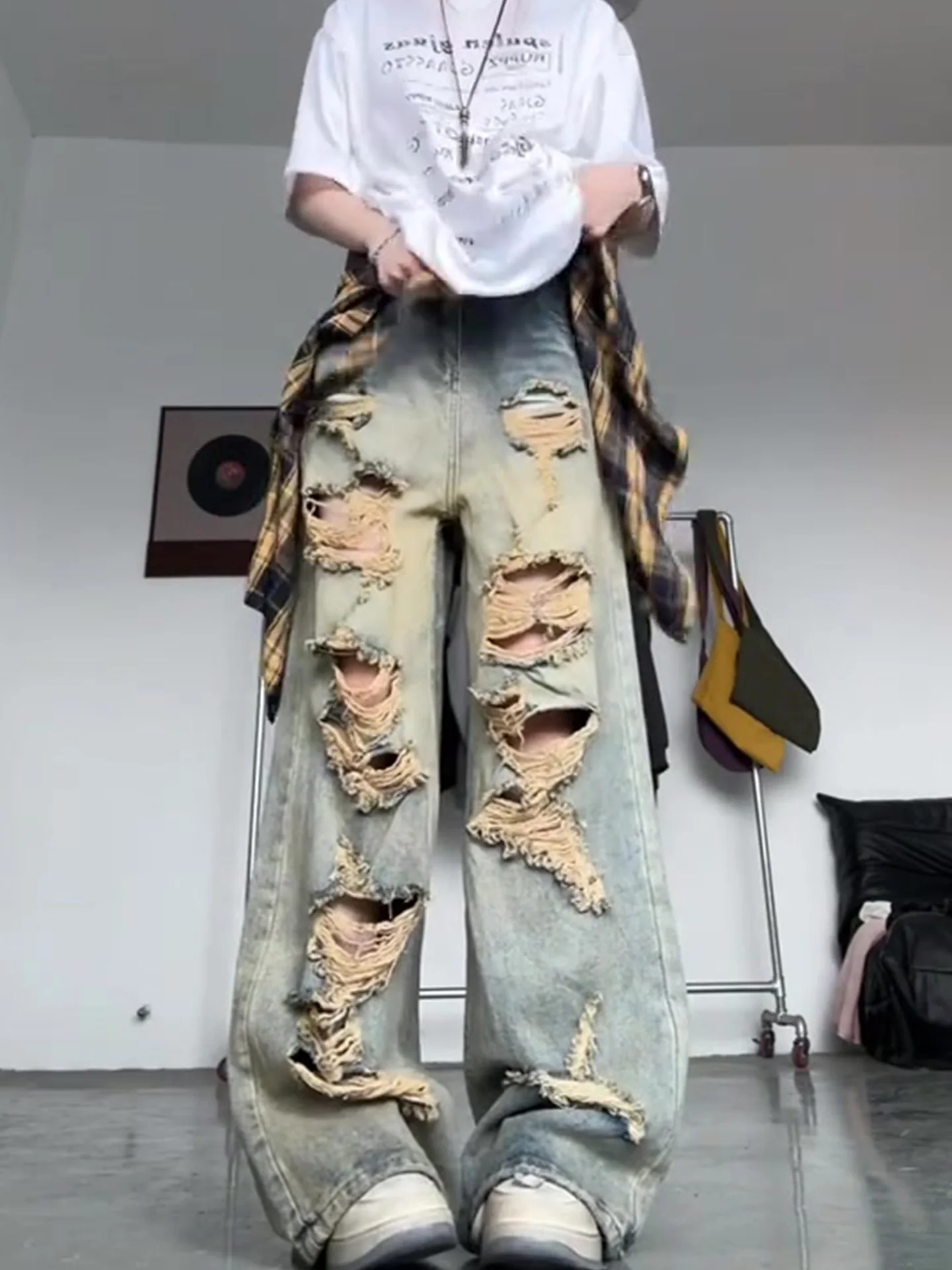 Summer 2026 Slimming High Street Style American Design Hole Punching Small Size Wide Leg Jeans Thin Jeans Denim Skinnies
Summer 2026 Slimming High Street Style American Design Hole Punching Small Size Wide Leg Jeans Thin Jeans Denim Skinnies