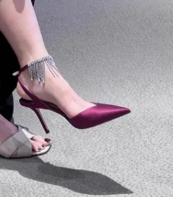 Size 33 French Style Women Purple Satin Bling Crystal Rhinestone Tassel Slingback Summer Sandals 6 8 10 CM Thin Heels Pumps
Size 33 French Style Women Purple Satin Bling Crystal Rhinestone Tassel Slingback Summer Sandals 6 8 10 CM Thin Heels Pumps