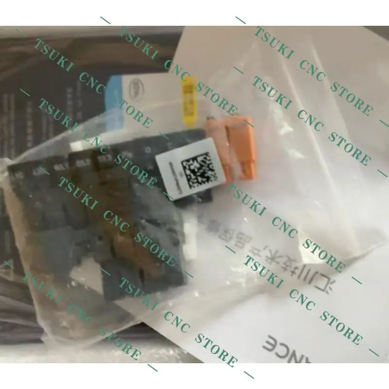 Quick delivery of brand new SV680PS7R6I three-phase input AC200-240V output 1KW
Quick delivery of brand new SV680PS7R6I three-phase input AC200-240V output 1KW