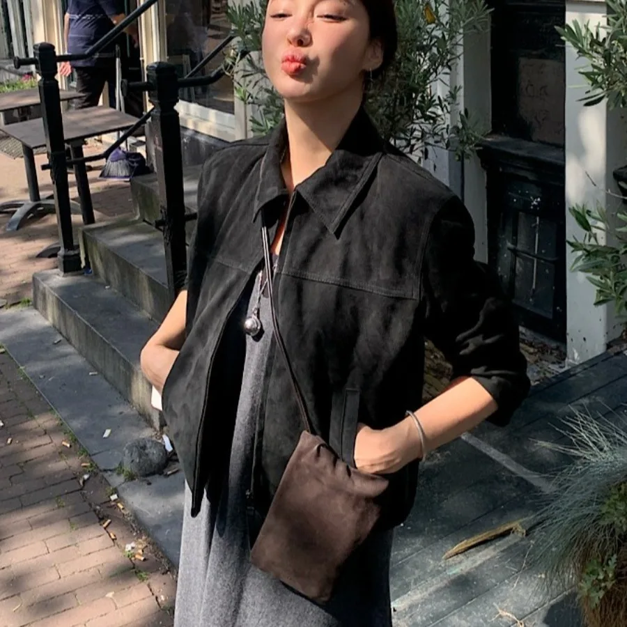 Chic ort Zipper Stand Collar Deer Skin Velvet Jaet Women's Retro Sle Versatile Cool Cool Top in Two Colors Commute Sle
Chic ort Zipper Stand Collar Deer Skin Velvet Jaet Women's Retro Sle Versatile Cool Cool Top in Two Colors Commute Sle