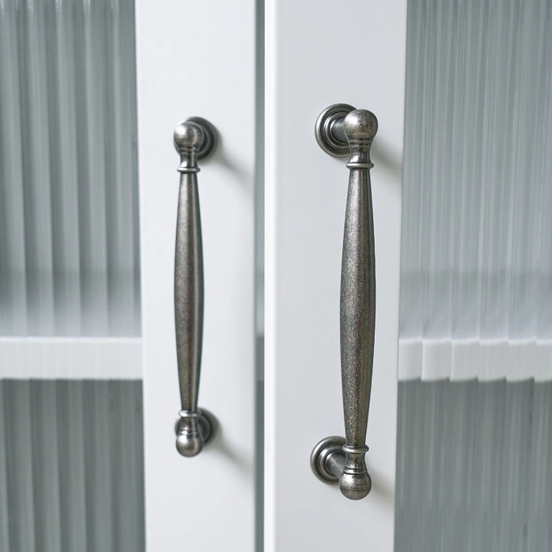 Nordic Vintage Solid Brass Handles for Furniture Antique Silver Handles for Wardrobe and Drawer Dresser Kitchen Cabinet Handles
Nordic Vintage Solid Brass Handles for Furniture Antique Silver Handles for Wardrobe and Drawer Dresser Kitchen Cabinet Handles