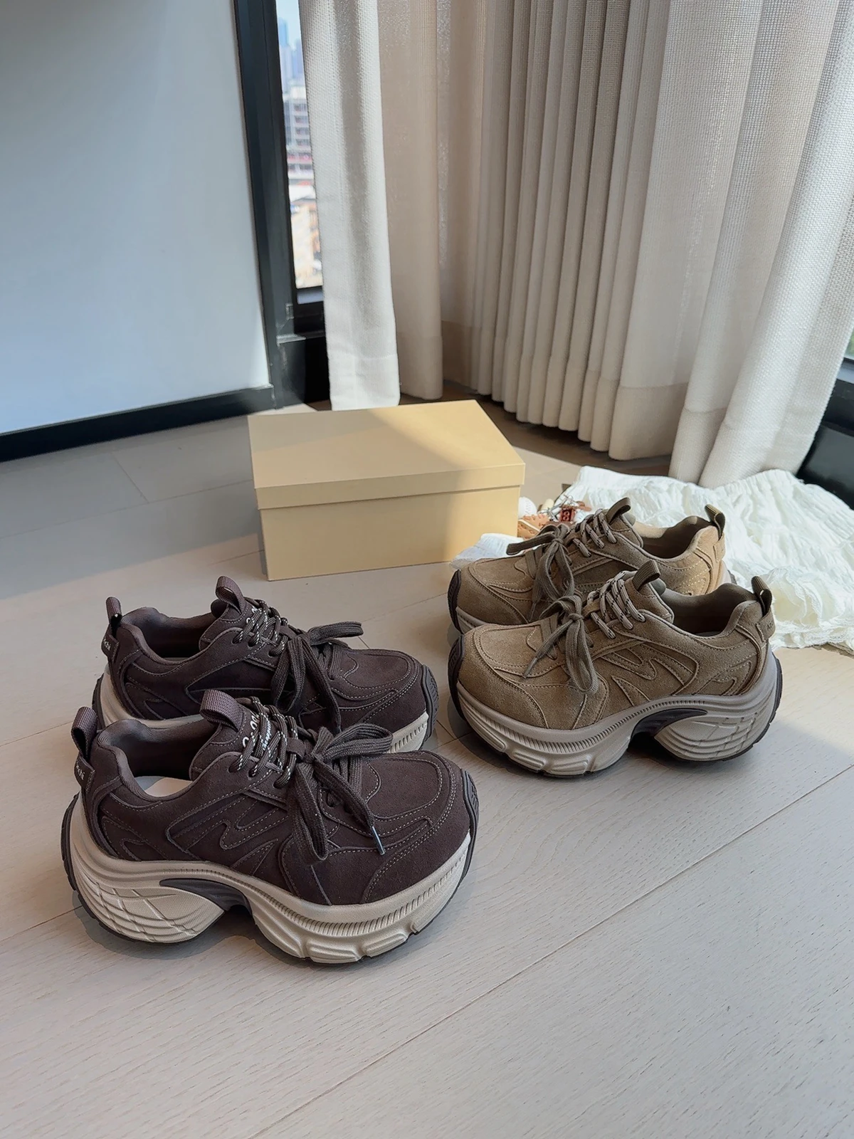 Dad Sneakers Women's Casual Faion Retro Matte Leather Heightening Thi Bot Leisure Sports oes Fall Winter New Arrival
Dad Sneakers Women's Casual Faion Retro Matte Leather Heightening Thi Bot Leisure Sports oes Fall Winter New Arrival