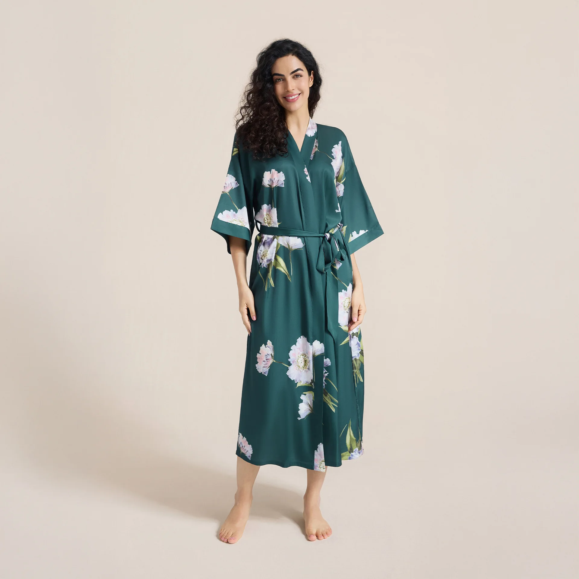 High Quality Satin Printed Pajamas Women's Summer Large Size Light Luxury Seven-quarter Sleeves Long Bathrobe Female Loungewear
High Quality Satin Printed Pajamas Women's Summer Large Size Light Luxury Seven-quarter Sleeves Long Bathrobe Female Loungewear