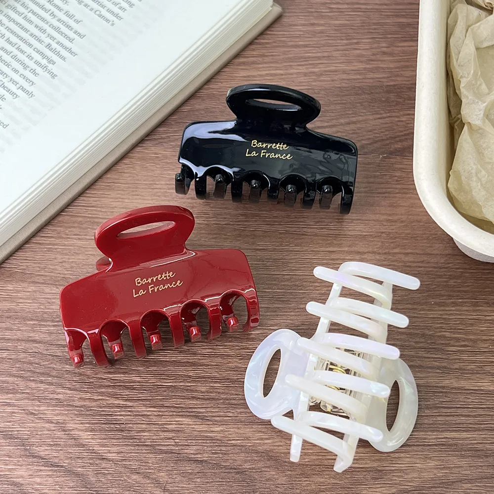 Medium Korean Letter Hair Claw for Quick Half Up Back of Head Non Slip Hair Clip Volumizing Daily Fashion Styling Tool
Medium Korean Letter Hair Claw for Quick Half Up Back of Head Non Slip Hair Clip Volumizing Daily Fashion Styling Tool