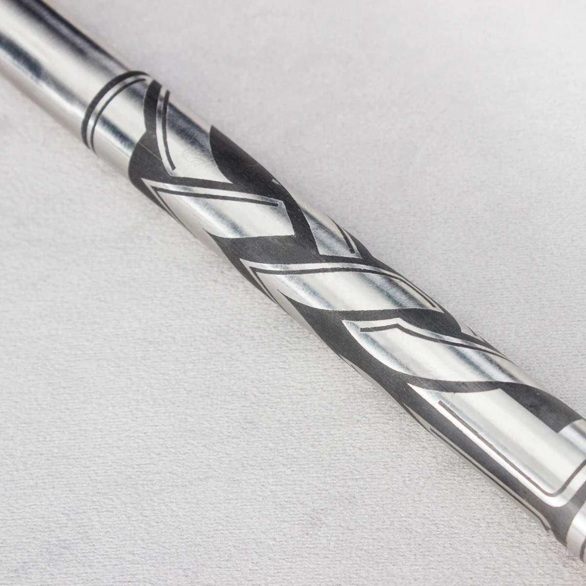 Liaocheng Stainl Steel ort Thiened Vehicle-Mounted Weapon Self-Defense ort Flute Musical Instrument E-Mode
Liaocheng Stainl Steel ort Thiened Vehicle-Mounted Weapon Self-Defense ort Flute Musical Instrument E-Mode