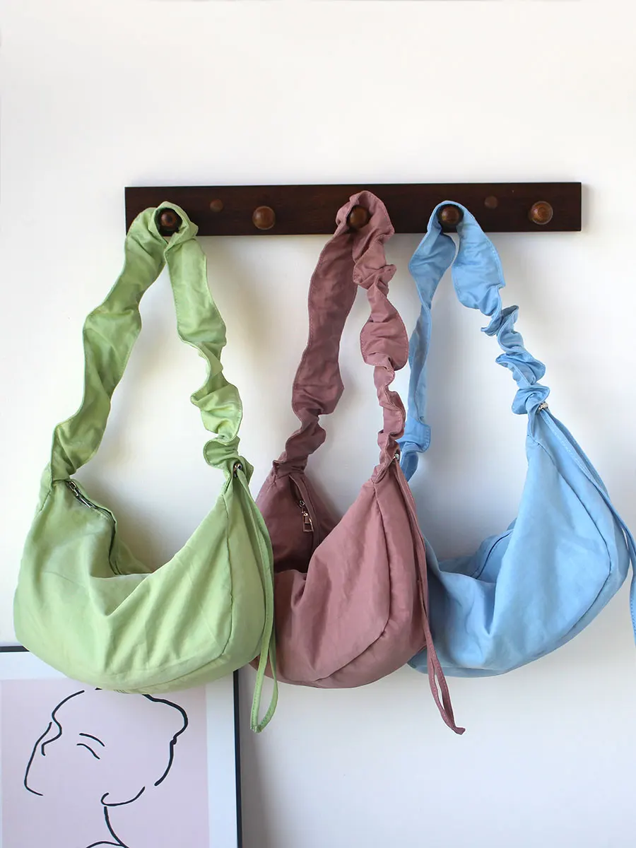 Folded Nylon Underarm Bag Lightweight Summer Vintage Fairy Crossbody Bag Faionable Trendy Zipper Closure Daily Use Handbag
Folded Nylon Underarm Bag Lightweight Summer Vintage Fairy Crossbody Bag Faionable Trendy Zipper Closure Daily Use Handbag