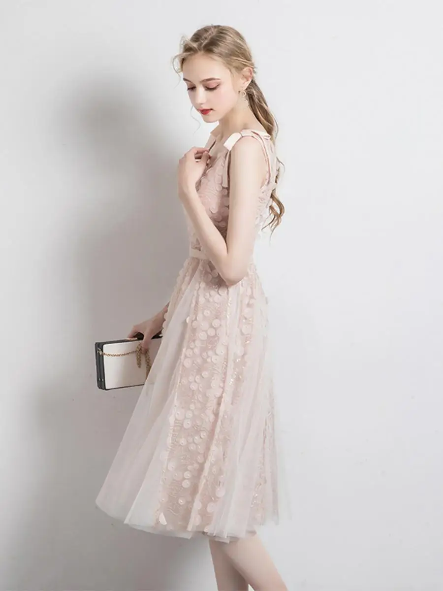 Elegant Deep V Strapless Lace Evening Dress Spring New Design Fairy Atmosphere Small Size Formal Wear mid Waist No Sleeve
Elegant Deep V Strapless Lace Evening Dress Spring New Design Fairy Atmosphere Small Size Formal Wear mid Waist No Sleeve
