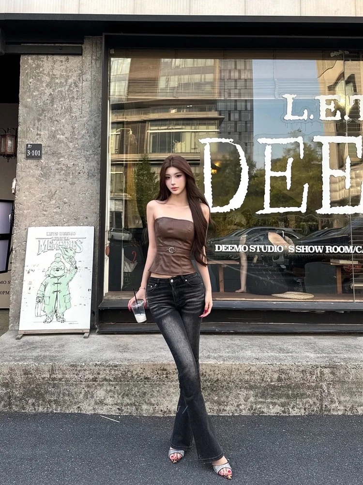 Fall New Style High Waist Bell Bottom Jeans Women's Tight Fit Washed Denim Pants Butt Lifting Casual High Elasticity Jeans
Fall New Style High Waist Bell Bottom Jeans Women's Tight Fit Washed Denim Pants Butt Lifting Casual High Elasticity Jeans