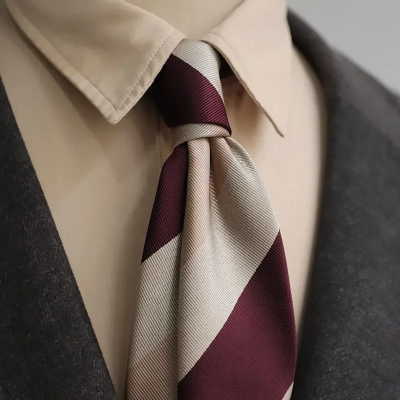 Factory stock retro atmospheric striped style men's 8cm formal tie men's professional work wedding style
Factory stock retro atmospheric striped style men's 8cm formal tie men's professional work wedding style