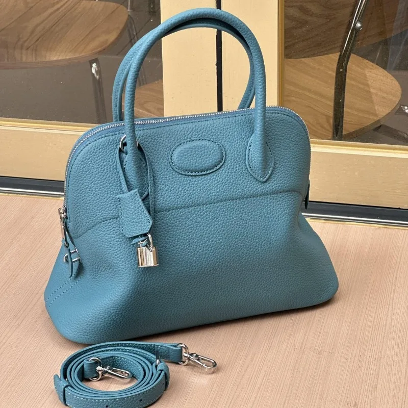 Simple Genuine Cow Leather Shell Top-Handle Bag High Quality Soft Genuine Leather Daily Commuting Single-shoulder Bag 2026
Simple Genuine Cow Leather Shell Top-Handle Bag High Quality Soft Genuine Leather Daily Commuting Single-shoulder Bag 2026