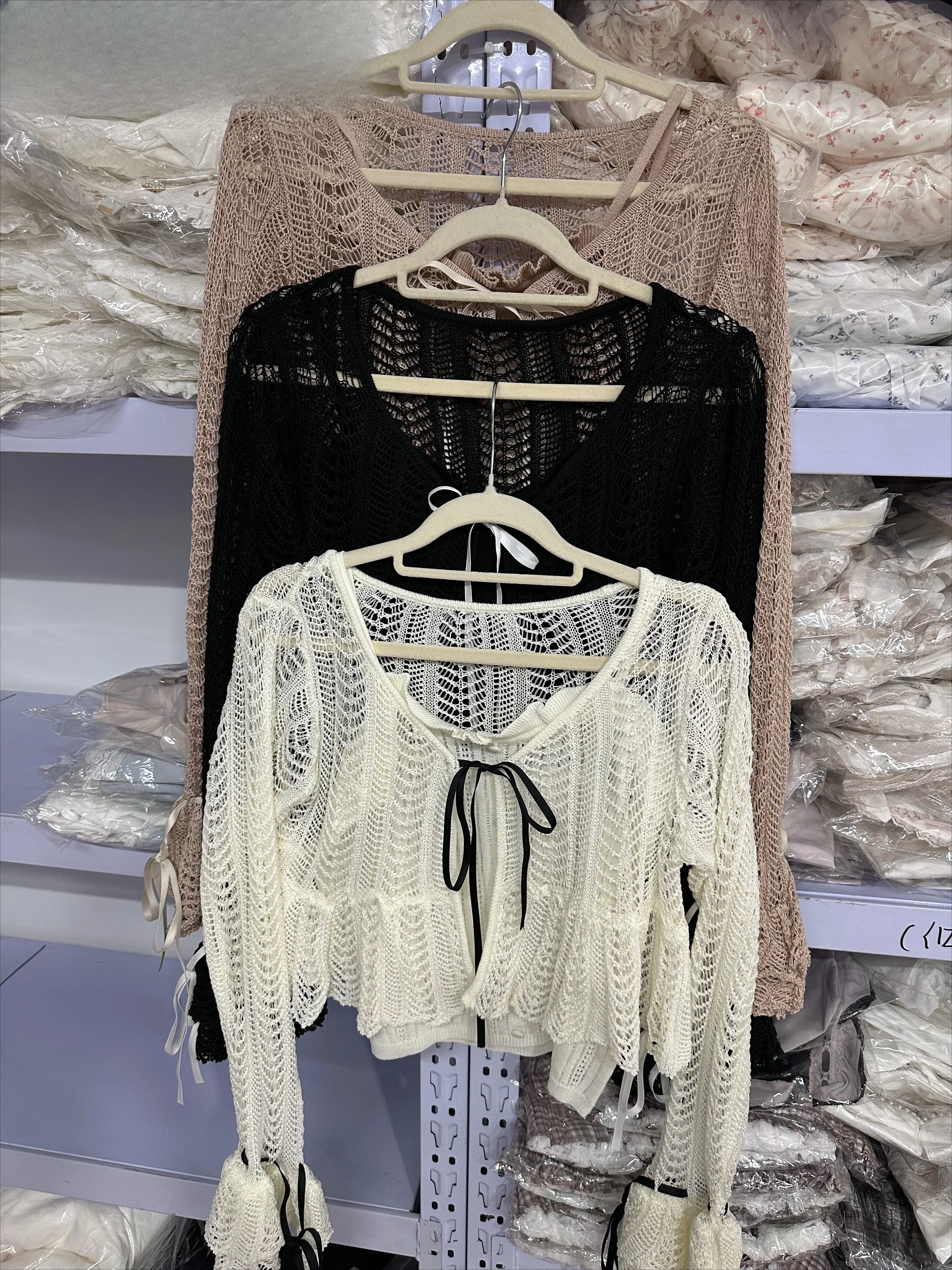 Casual Cardigans for Women Japanese Style Hollow Knit Sweater Two-piece Set Slimming Versatile Sweaters Cardigan Spring Autumn
Casual Cardigans for Women Japanese Style Hollow Knit Sweater Two-piece Set Slimming Versatile Sweaters Cardigan Spring Autumn