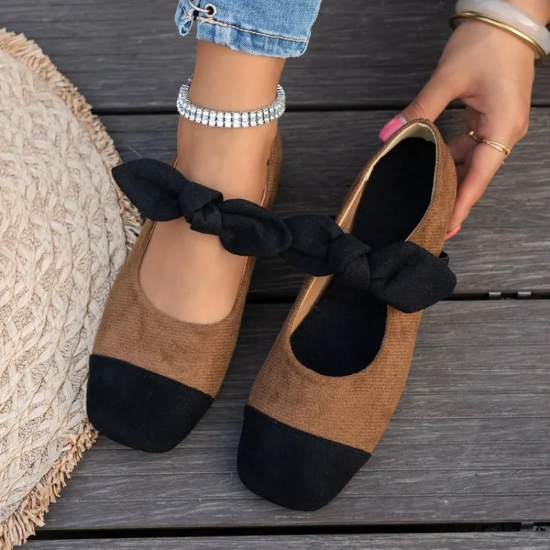 Large Size Leopard Print Slip-On Flat Shoes Women's Footwear Spring 2026 Simple Style Low Heel
Large Size Leopard Print Slip-On Flat Shoes Women's Footwear Spring 2026 Simple Style Low Heel