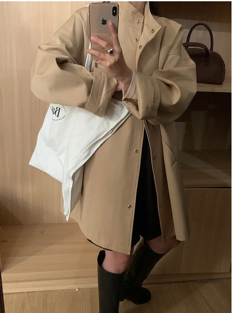 Trench Coat Buttoned To The Top Woman Clothing Bohemian Multicolor Conventional Colorful Artistic High-Grade Cotton-Blended
Trench Coat Buttoned To The Top Woman Clothing Bohemian Multicolor Conventional Colorful Artistic High-Grade Cotton-Blended