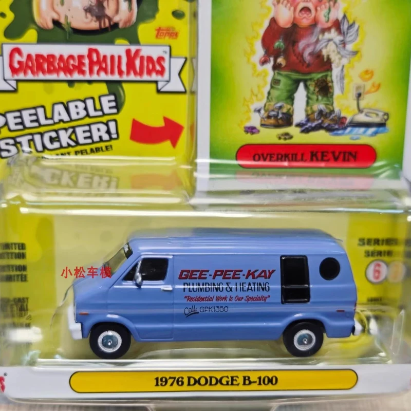 Зеленый свет 1:64 6-Overkill Kevin-1976 Dodge B-100 Van Коллекция игрушек Маленькие подарки Модель Настенный кулон 
Зеленый свет 1:64 6-Overkill Kevin-1976 Dodge B-100 Van Коллекция игрушек Маленькие подарки Модель Настенный кулон