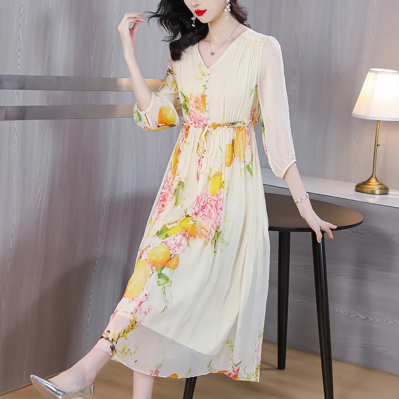 Женское шелковое платье свободного покроя, универсальное платье для отдыха с цветочным принтом и V-образным вырезом, лето 2023
Женское шелковое платье свободного покроя, универсальное платье для отдыха с цветочным принтом и V-образным вырезом, лето 2023