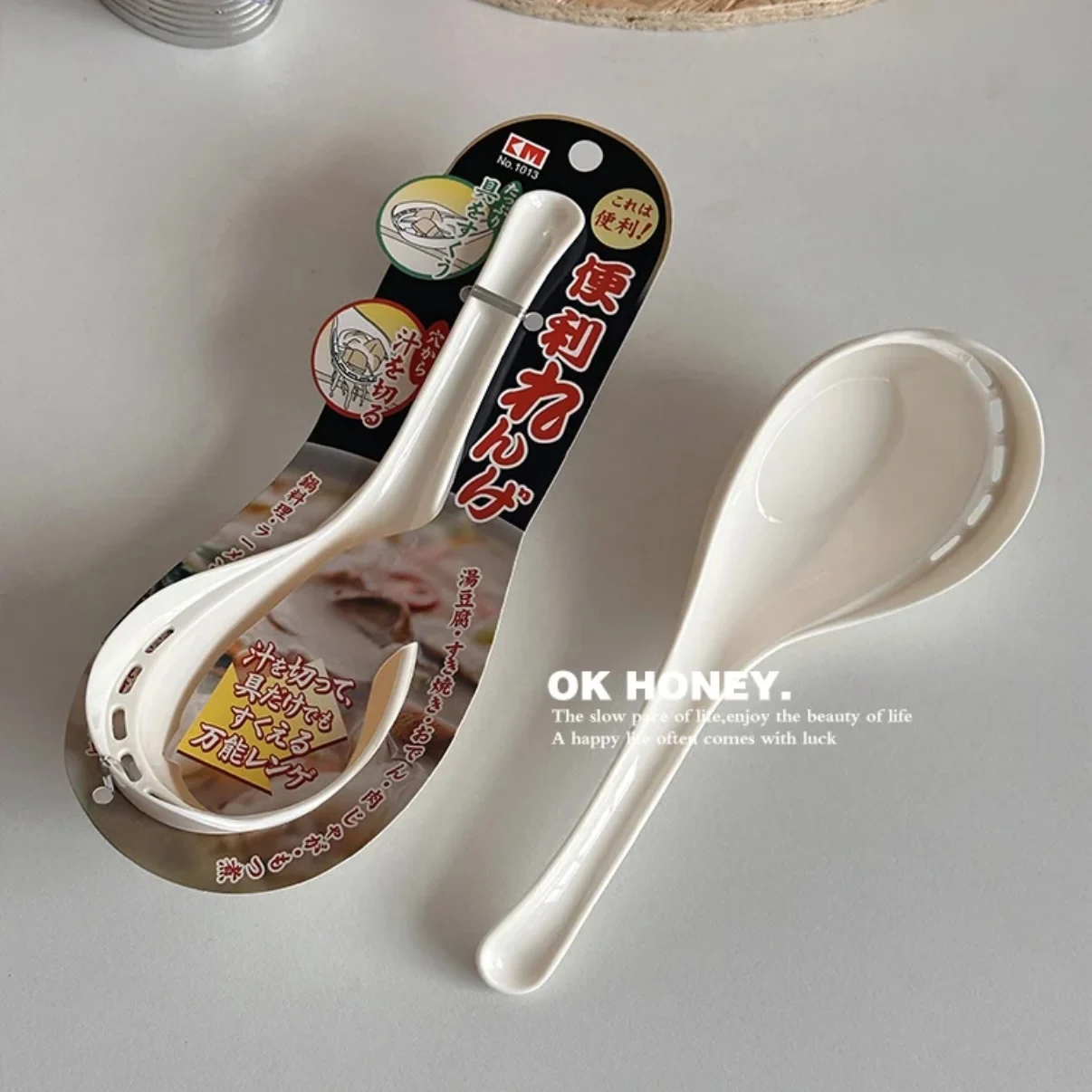 White cooking spoon Food grade household kitchen utensils soup spoon colander dual-purpose less filter spoon
White cooking spoon Food grade household kitchen utensils soup spoon colander dual-purpose less filter spoon