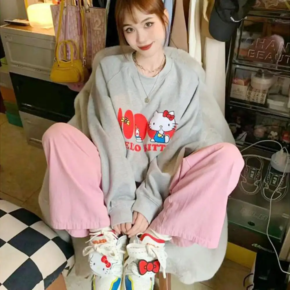 Женская толстовка с капюшоном Sanrioed Kawaii с аниме Hello Kitty Новинка Весна-Осень Топы с длинным рукавом для девушек хлопковая свободная футболка Харадзюку с круглым вырезом
Женская толстовка с капюшоном Sanrioed Kawaii с аниме Hello Kitty Новинка Весна-Осень Топы с длинным рукавом для девушек хлопковая свободная футболка Харадзюку с круглым вырезом