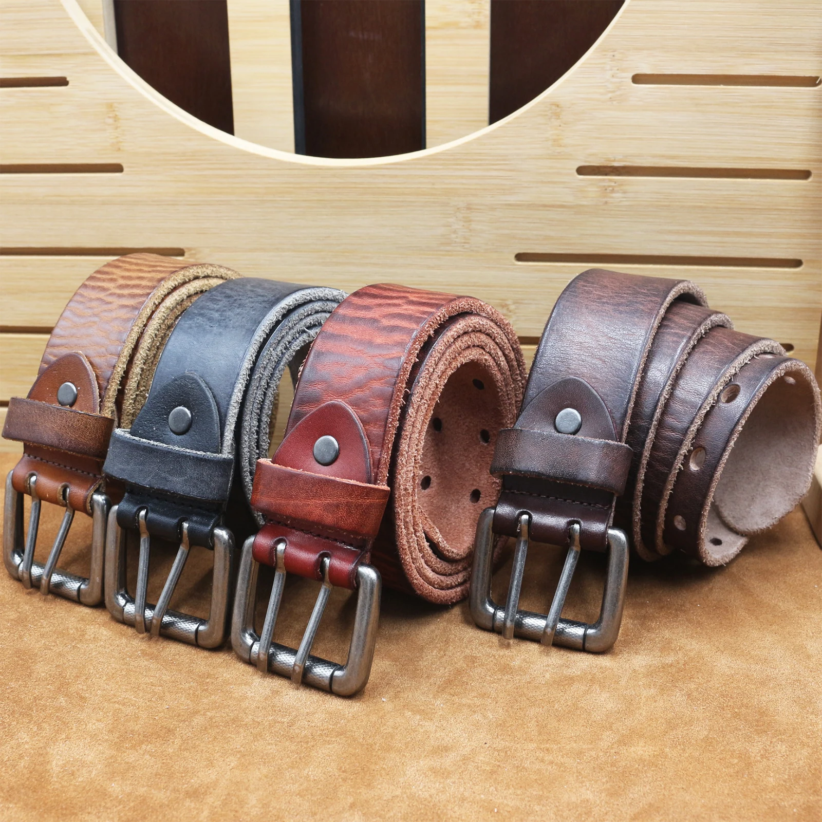 Genuine leather Belt Men Handmade Vintage Double pin buckle Men Belts Fashion Top Quality Cowhide Male Strap For Jeans
Genuine leather Belt Men Handmade Vintage Double pin buckle Men Belts Fashion Top Quality Cowhide Male Strap For Jeans