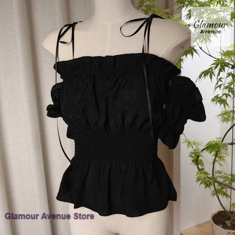 Korean sexy vest pleated tube top tight wooden ear suspender top female summer new ruffled strapless short suspender shirt
Korean sexy vest pleated tube top tight wooden ear suspender top female summer new ruffled strapless short suspender shirt