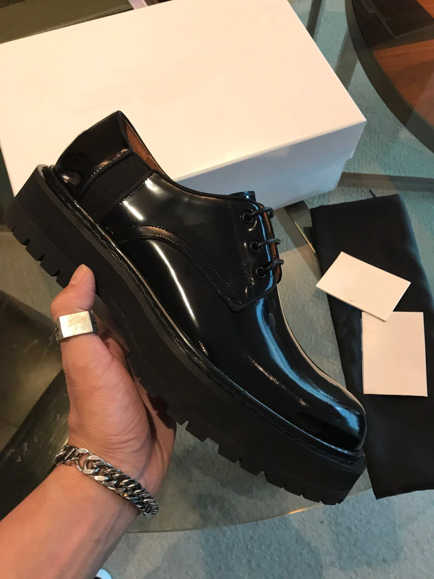 Business Casual Leather Black Calf Leather Wear-resistant Thick Sole with Infinite Height Wedding Shoes
Business Casual Leather Black Calf Leather Wear-resistant Thick Sole with Infinite Height Wedding Shoes