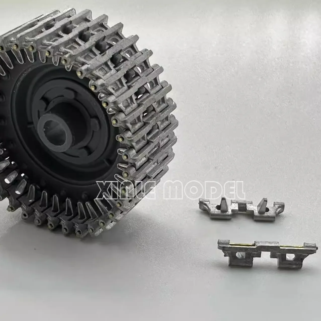 Chuangqi Model Accessories 16005 1/16 mk. II Personnel Carrier Model Metal Track( for Gecko 16GM0016)
Chuangqi Model Accessories 16005 1/16 mk. II Personnel Carrier Model Metal Track( for Gecko 16GM0016)