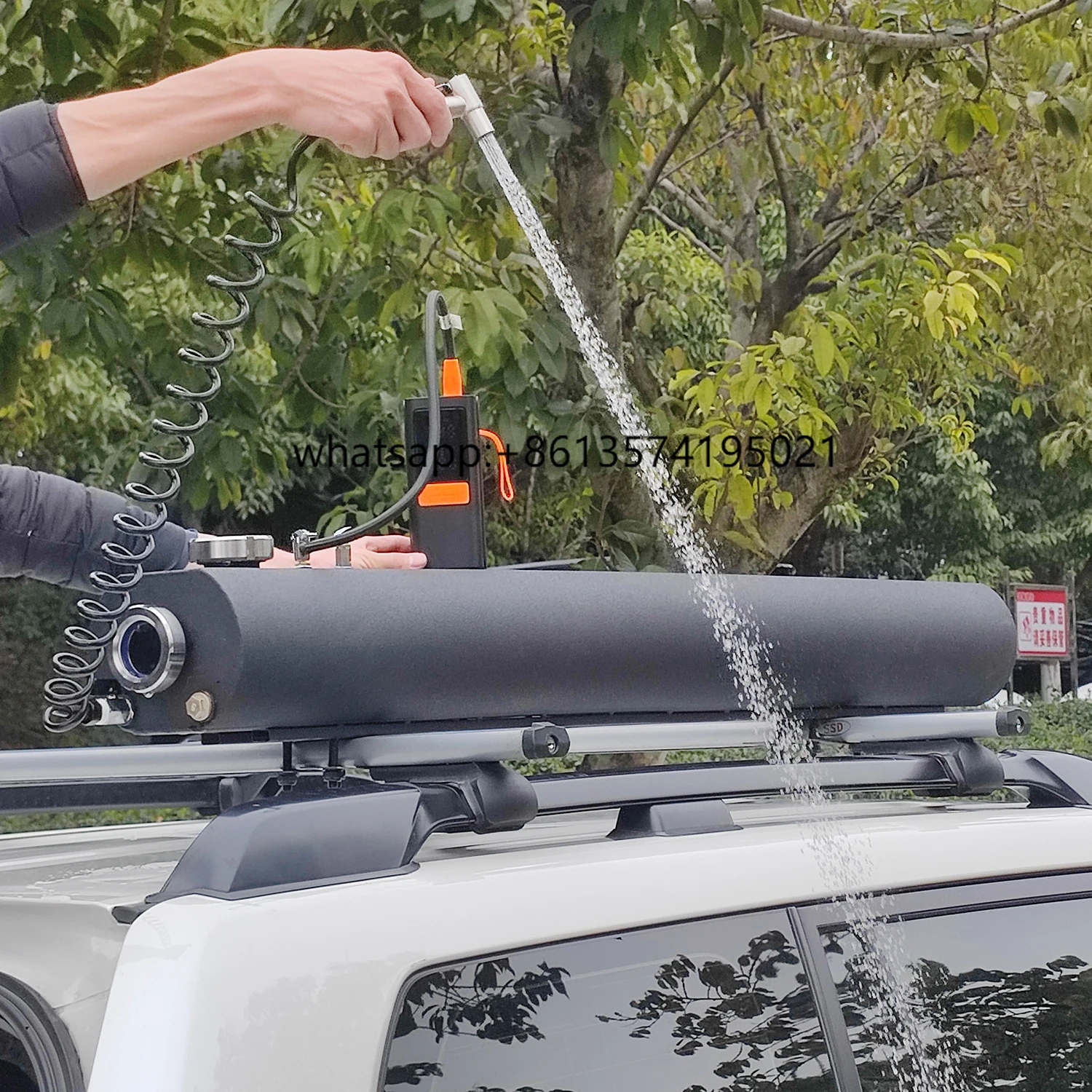 High Quality 4x4 Outdoor Stainless Steel 25L-35L Car Roof Water Tank Road Camping Shower Pressure Storage Tank
High Quality 4x4 Outdoor Stainless Steel 25L-35L Car Roof Water Tank Road Camping Shower Pressure Storage Tank