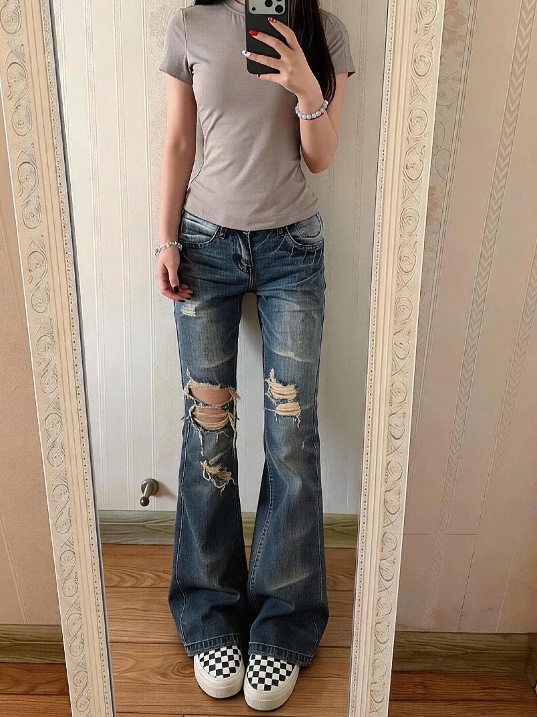Low Waist Bell Bottom Denim Jeans Women's Summer High Street Y2K Spicy Girl Versatile Washed out Torn Casual All Seasons
Low Waist Bell Bottom Denim Jeans Women's Summer High Street Y2K Spicy Girl Versatile Washed out Torn Casual All Seasons