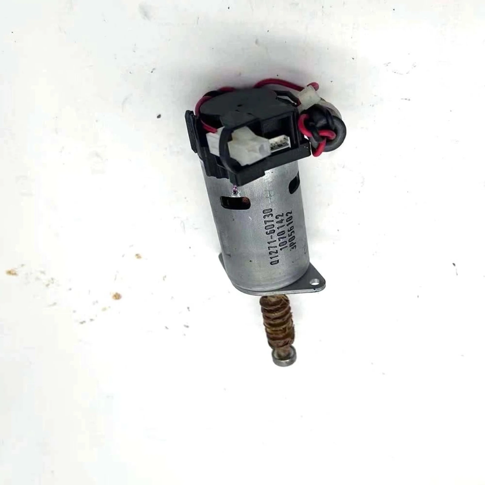 Двигатель T7200 Q1271-60730 подходит для деталей принтера HP Designjet T7100
Двигатель T7200 Q1271-60730 подходит для деталей принтера HP Designjet T7100