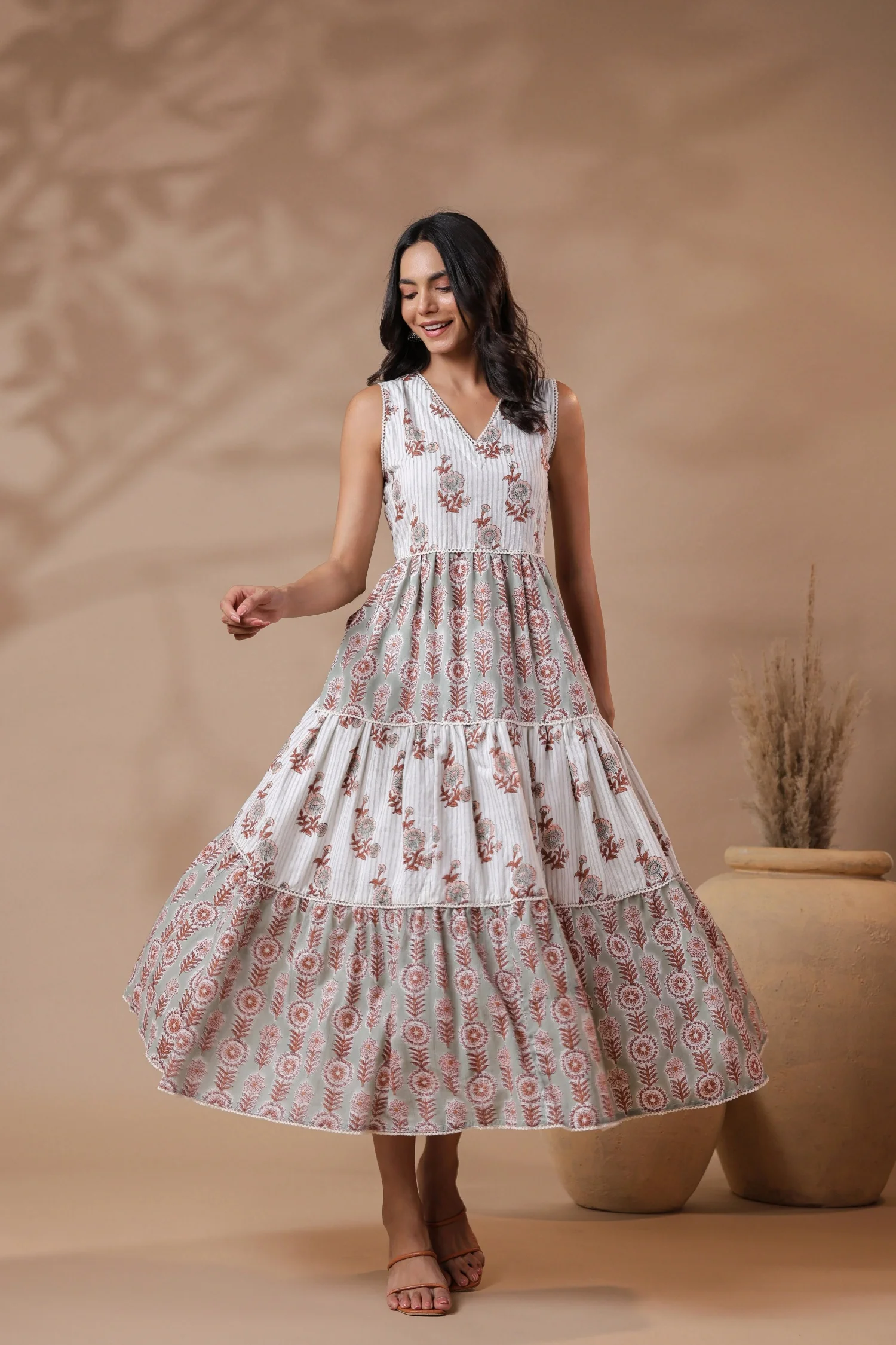Indian V-neck Handblock Printed Summer Cotton Dress Natural Dyes Eco-Friendly Sustainable Fashion Casual Maxi Dress
Indian V-neck Handblock Printed Summer Cotton Dress Natural Dyes Eco-Friendly Sustainable Fashion Casual Maxi Dress