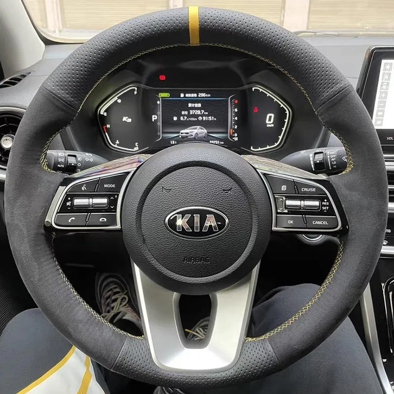For kia K3 Sportage KX3 2019-2021 hand stitched high quality Genuine Leather suede Car Steering Wheel Cover
For kia K3 Sportage KX3 2019-2021 hand stitched high quality Genuine Leather suede Car Steering Wheel Cover