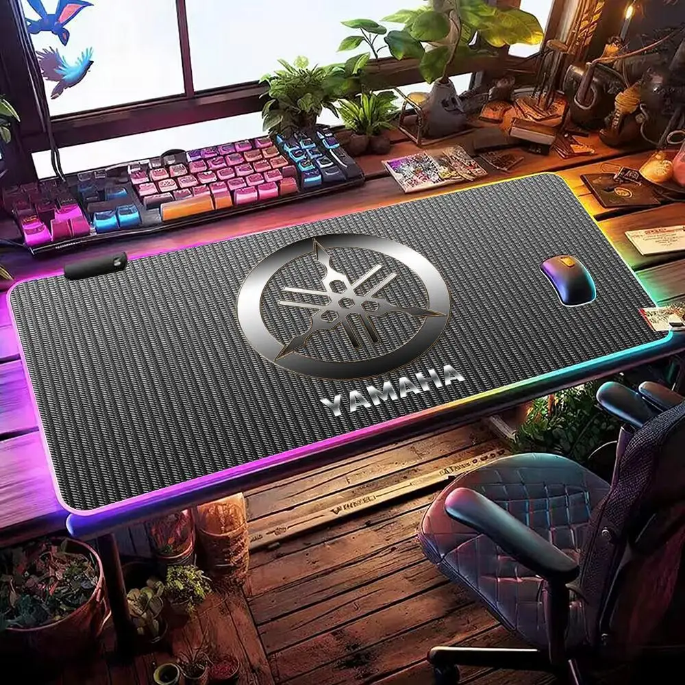 Famous Y-yamaha Logo Mouse Pad RGB Gaming Mouse Pad Desk Mat HD Gamer Large LED Light XXL MousePads
Famous Y-yamaha Logo Mouse Pad RGB Gaming Mouse Pad Desk Mat HD Gamer Large LED Light XXL MousePads