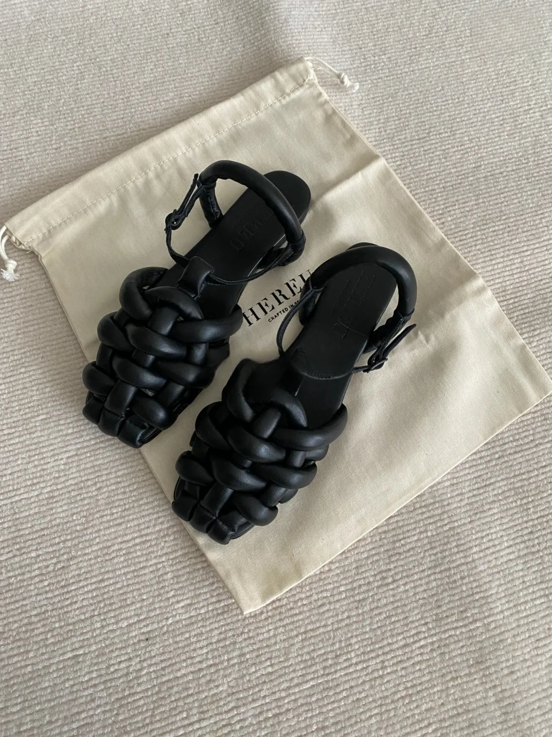 2025 New Arrivals Square Toe Weave Women Shoe Flat Sole Spring Slingback Solid Buckle Strap Retro Genuine Leather Sexy Mary Jane
2025 New Arrivals Square Toe Weave Women Shoe Flat Sole Spring Slingback Solid Buckle Strap Retro Genuine Leather Sexy Mary Jane