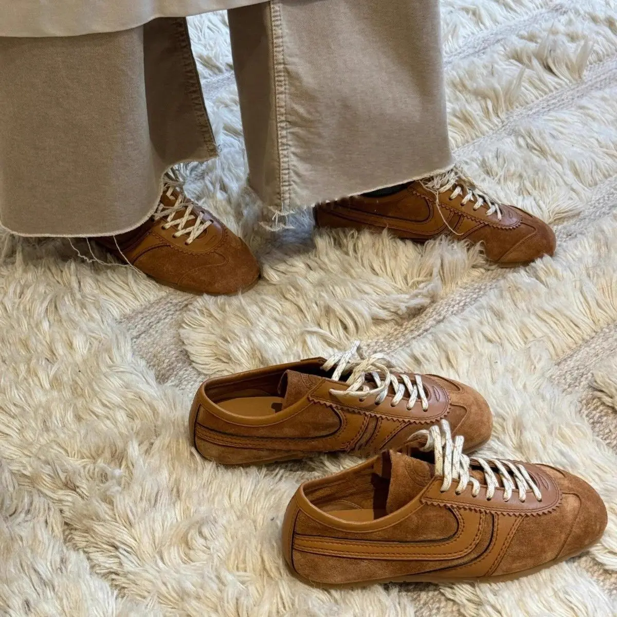 Женские кроссовки Cortez из натуральной кожи 2026 Hidden Wedge, коричневые в стиле Maillard, ретро-немецкие кеды на скрытой танкетке, увеличивающие рост, повседневная обувь
Женские кроссовки Cortez из натуральной кожи 2026 Hidden Wedge, коричневые в стиле Maillard, ретро-немецкие кеды на скрытой танкетке, увеличивающие рост, повседневная обувь