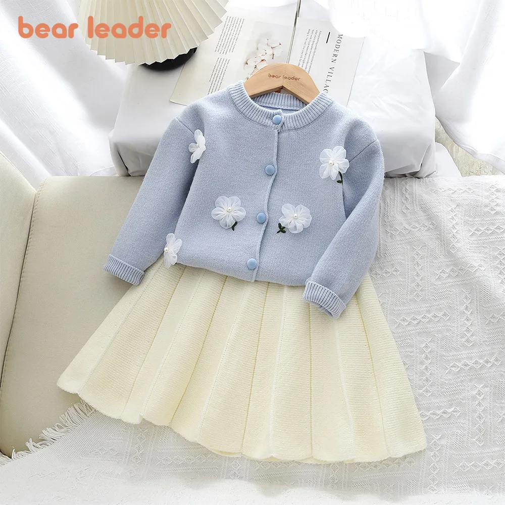 Bear Leader Korean Version College Style Long Sleeved Girls Clothes Autumn Winter Pearl Flower Knitted Sweater Top+Skirt 2 Pcs
Bear Leader Korean Version College Style Long Sleeved Girls Clothes Autumn Winter Pearl Flower Knitted Sweater Top+Skirt 2 Pcs