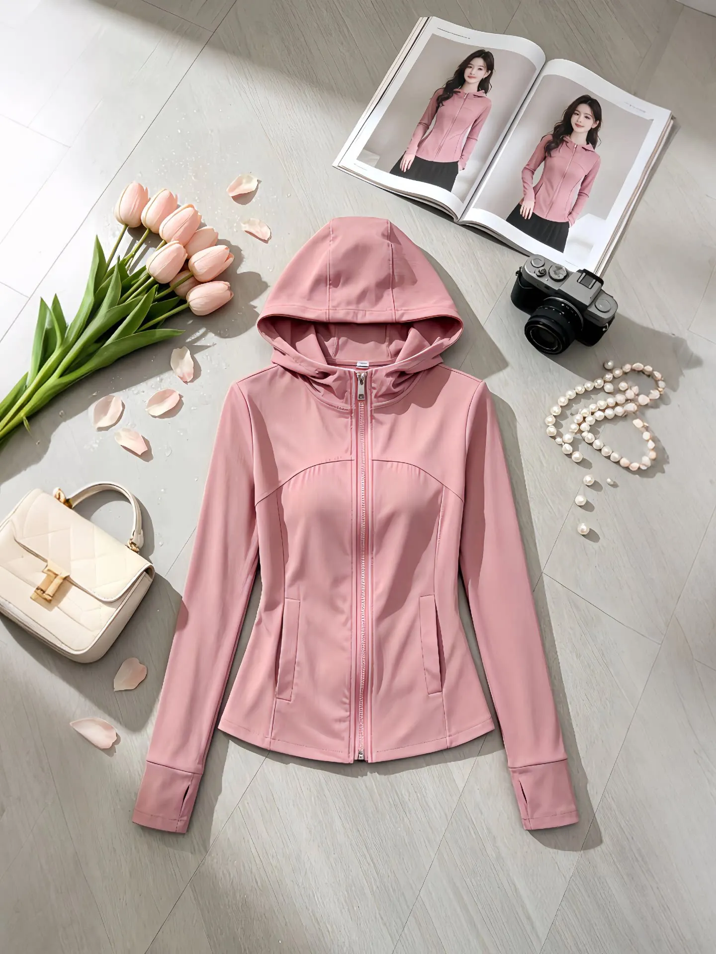 Women's Summer 2026 New Style UV Protection Hat Design Breathable Anti-UV Top Fashionable Commute Wind Regular Sleeve Length
Women's Summer 2026 New Style UV Protection Hat Design Breathable Anti-UV Top Fashionable Commute Wind Regular Sleeve Length