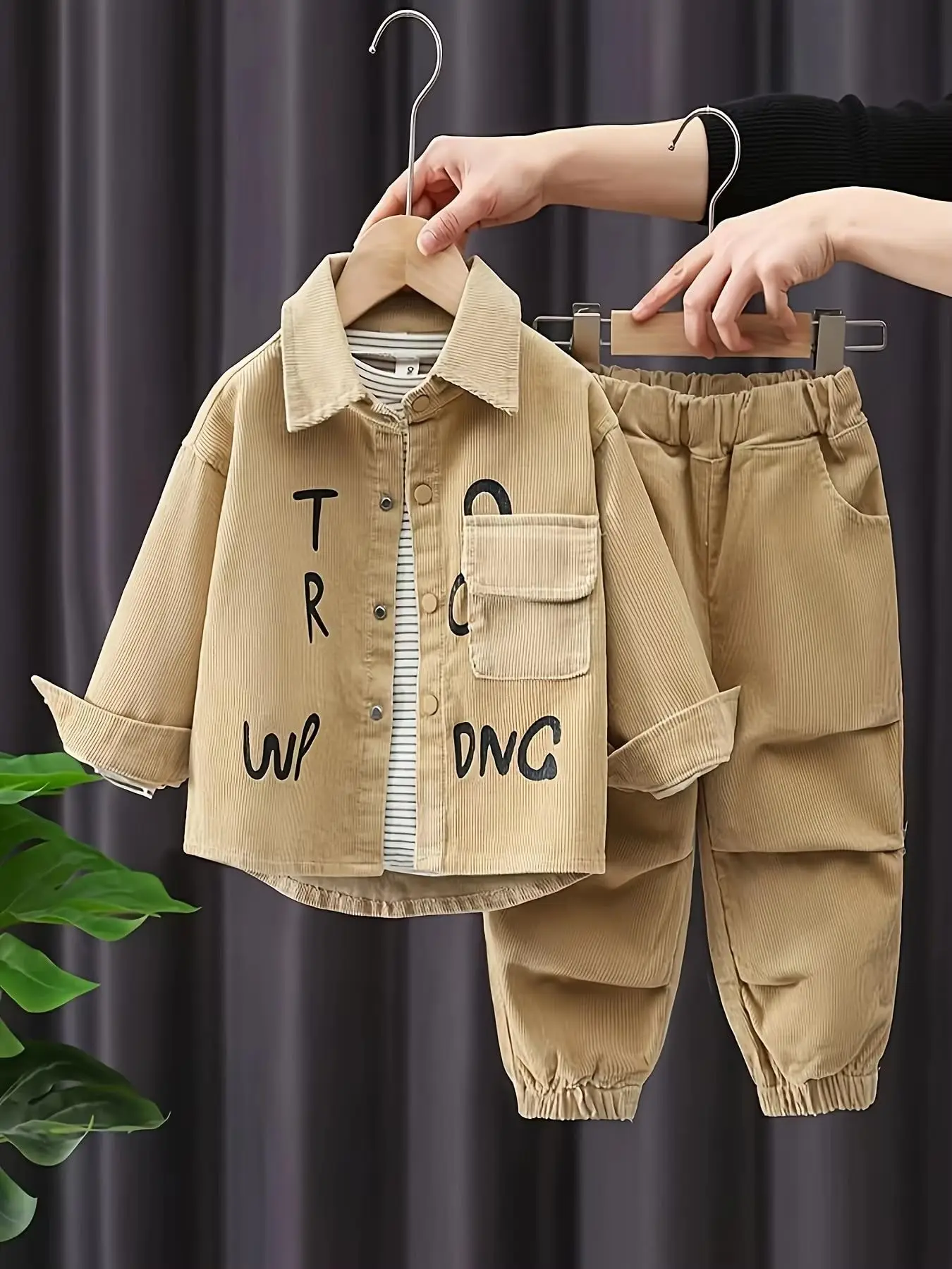 Spring autumn baby boys girls 3 pcs clothing set children outerwear+t-shirt+pant outfits clothes set
Spring autumn baby boys girls 3 pcs clothing set children outerwear+t-shirt+pant outfits clothes set