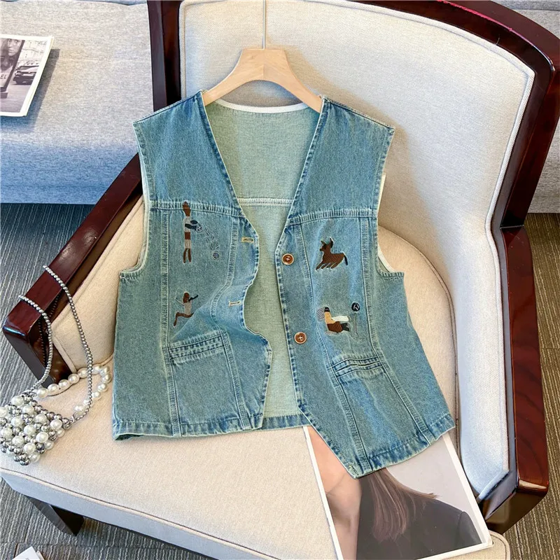 Summer Korean Vintage Embroidery Washed Blue Short Denim Vest Women V-Neck Single-Breasted Sleeveless Thin Slim Jeans Waistcoat
Summer Korean Vintage Embroidery Washed Blue Short Denim Vest Women V-Neck Single-Breasted Sleeveless Thin Slim Jeans Waistcoat
