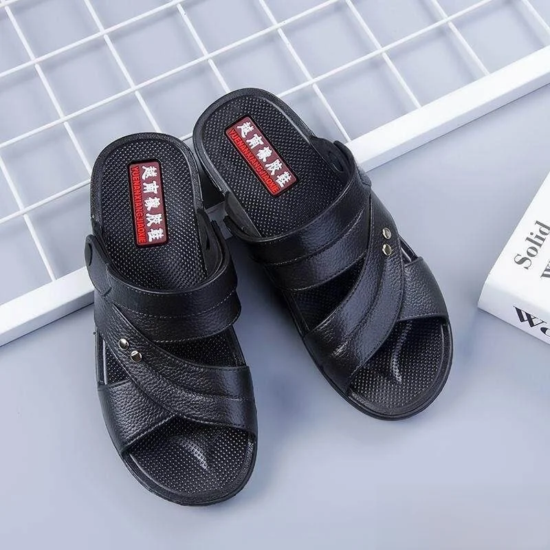 Natural Rubber Men's Sandals Thick Bottom Anti-slip Wear-resistant Water-proof Beach Slippers Korean Style Flat Toe Show
Natural Rubber Men's Sandals Thick Bottom Anti-slip Wear-resistant Water-proof Beach Slippers Korean Style Flat Toe Show