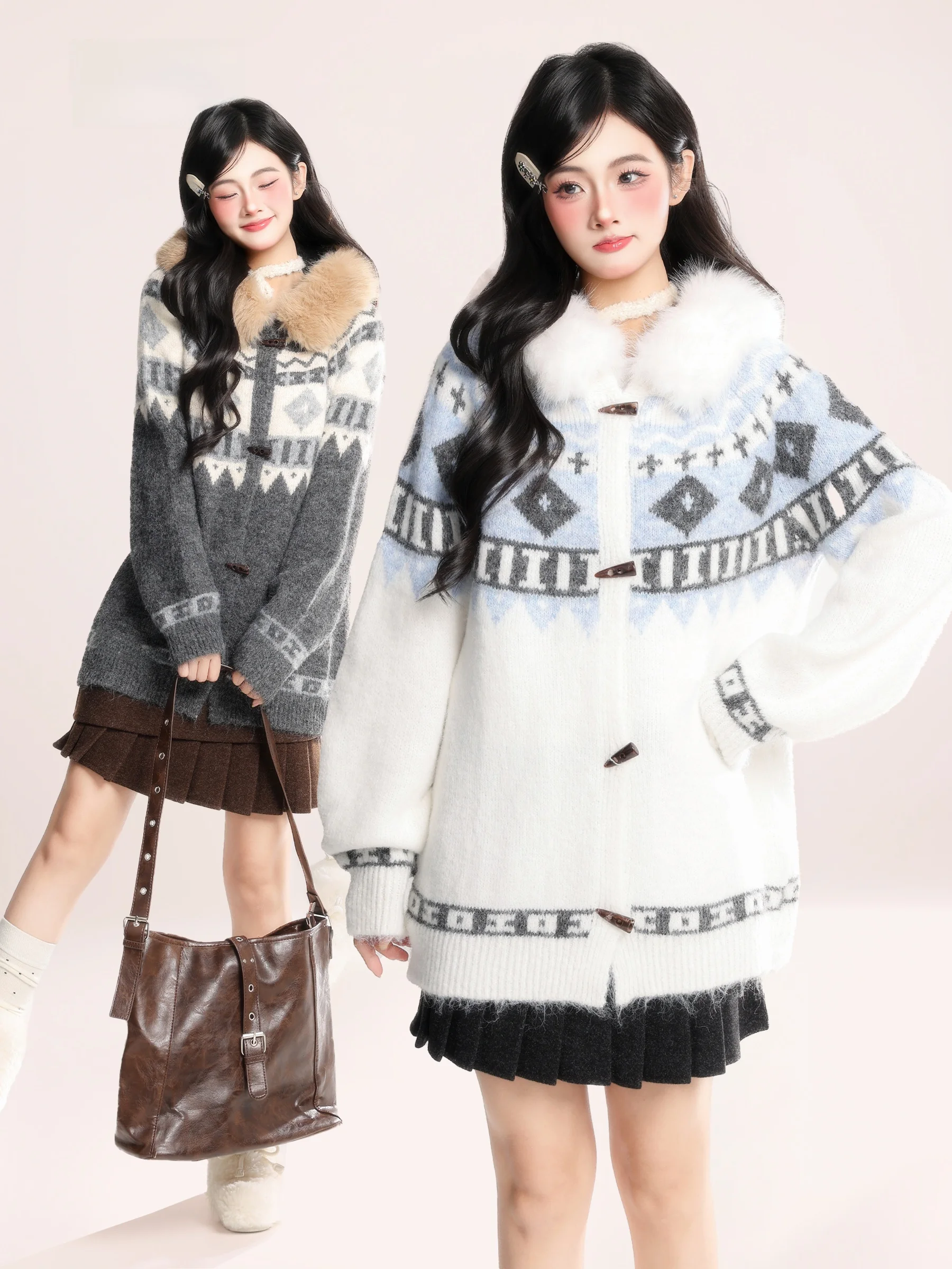 Женский вязаный кардиган HM в корейском ретро-стиле с узором Fair Isle, свободного кроя, с меховым воротником и шапкой, осенне-зимний сезон, длинный рукав
Женский вязаный кардиган HM в корейском ретро-стиле с узором Fair Isle, свободного кроя, с меховым воротником и шапкой, осенне-зимний сезон, длинный рукав