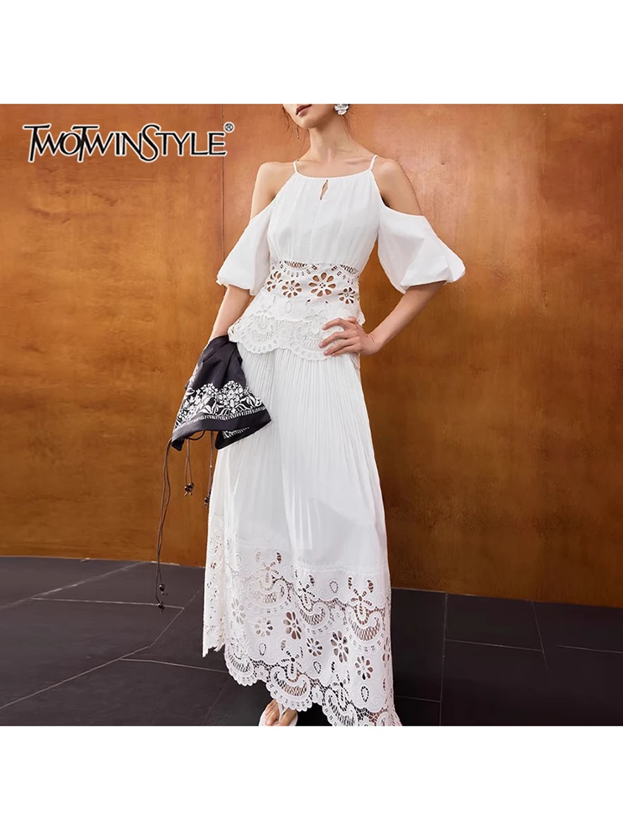 TWOTWINSTYLE Solid Hollow Out Two Piece Set For Women Square Neck Falling Shoulder Sleeves Top High Waist Skirt Sets Female New
TWOTWINSTYLE Solid Hollow Out Two Piece Set For Women Square Neck Falling Shoulder Sleeves Top High Waist Skirt Sets Female New