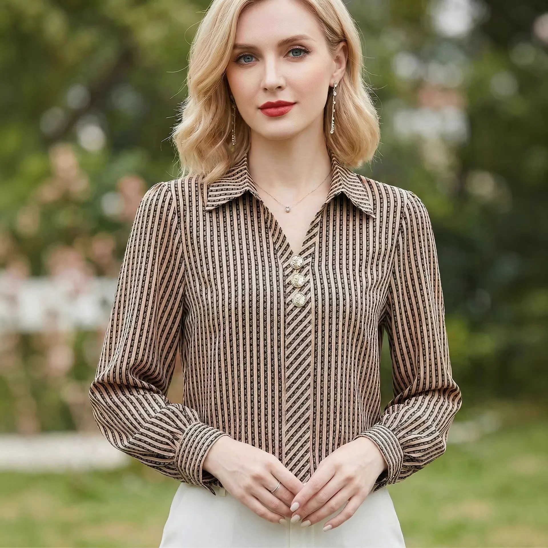 Fashion Woman Blouse Shirts For Women Stylish Top Long Sleeve Stripe Print Female Tops Elegant Chiffon Mujer Woman Clothes Blusa
Fashion Woman Blouse Shirts For Women Stylish Top Long Sleeve Stripe Print Female Tops Elegant Chiffon Mujer Woman Clothes Blusa
