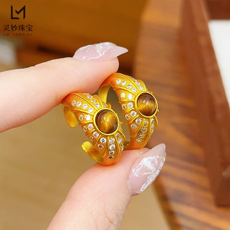 9999 24K Real Gold Luxury Jewelry Dot Diamond Brushed Tiger Eye Stone Ring Golden Ring Gift for Girlfriend
9999 24K Real Gold Luxury Jewelry Dot Diamond Brushed Tiger Eye Stone Ring Golden Ring Gift for Girlfriend