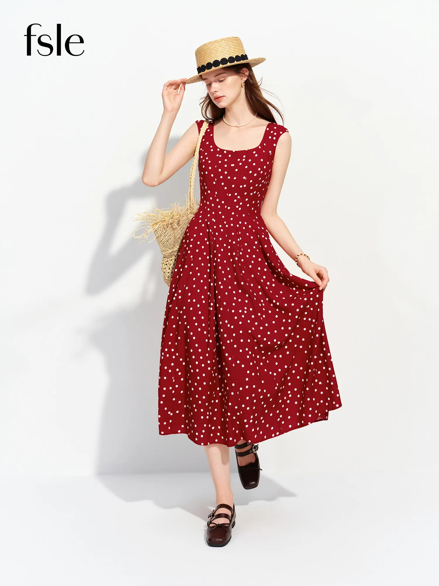 FSLE 2026 Summer Women's Polka Dot Print Sleeveless Lightweight Dress - French Vintage Charm for Daily and Vacation Wear
FSLE 2026 Summer Women's Polka Dot Print Sleeveless Lightweight Dress - French Vintage Charm for Daily and Vacation Wear